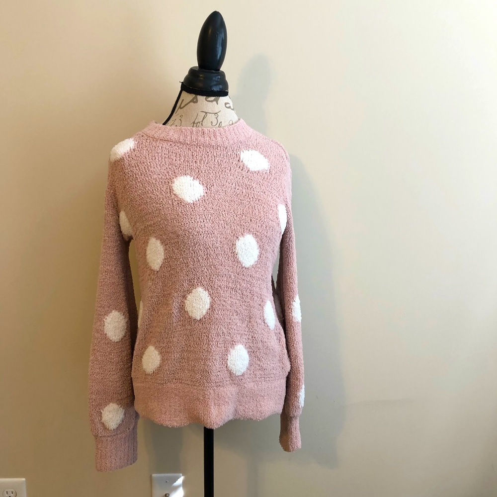 Polka dot sweater!